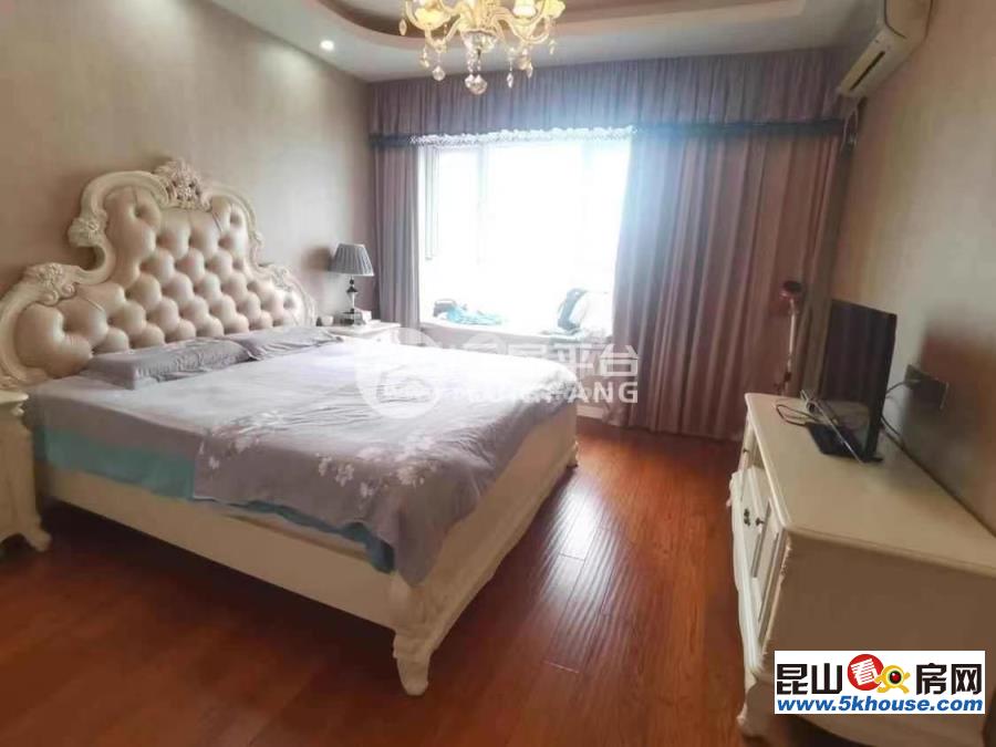 首次出租 上海公馆 3600元月 3室2厅2卫 豪华装修 ,全家私电器出租