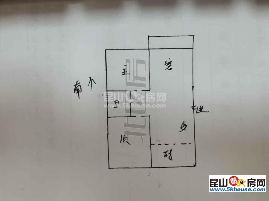 九方城商圈  萬方水岸 奶奶樓層 大2房 南北通透 滿五唯一