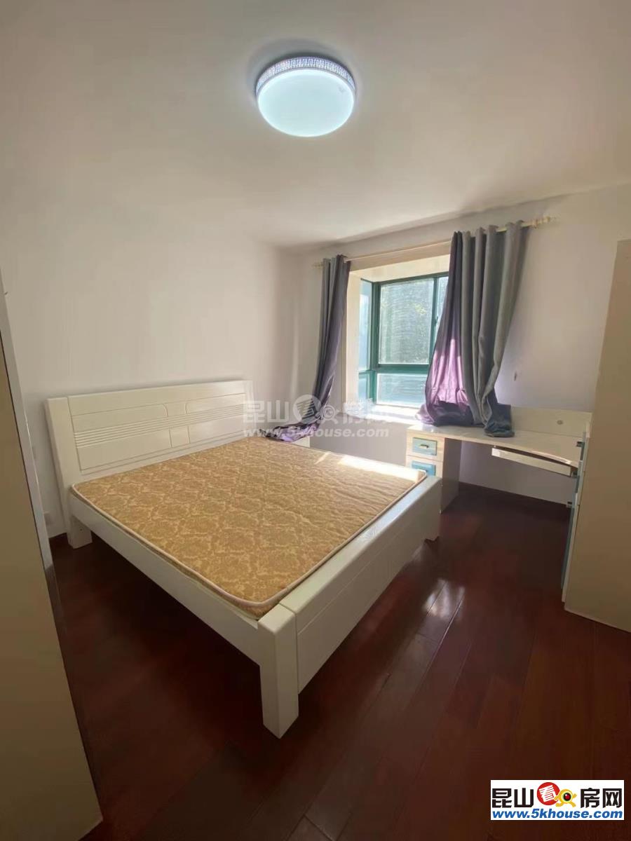 青城之恋,新出好房,低于同小区,同户型500块一个月,看房方便
