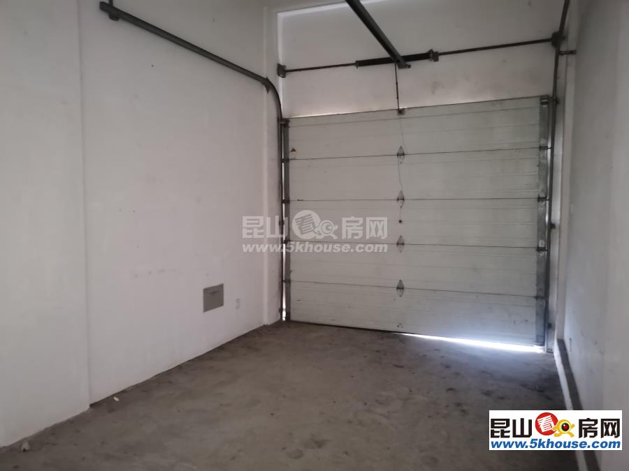 東湖水岸 760萬 4室2廳4衛 毛坯 格局極好,看房隨時