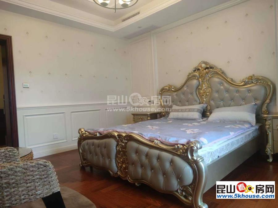上海星城花园联排别墅 480万 6室2厅6卫 精装修 ,超低价格快出手