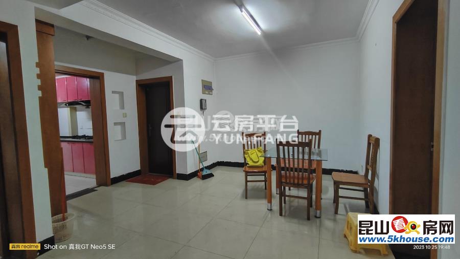 上海星城 1700元月 2室2厅1卫,2室2厅1卫 精装修 ,超值家具家电齐全