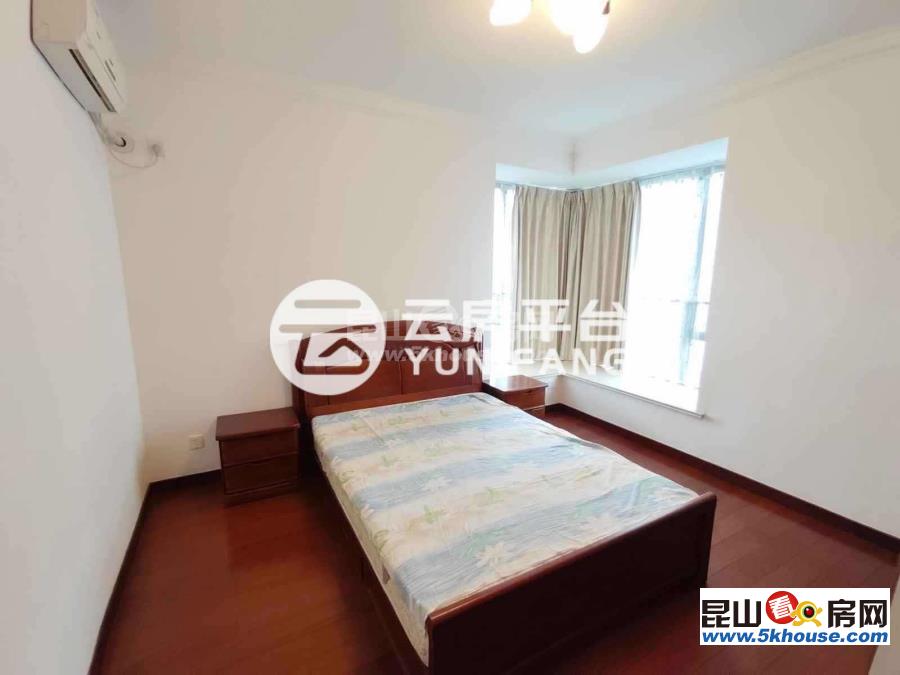 上海星城 1600元月 3室2厅2卫,3室2厅2卫 精装修 ,绝对超值,免费看房