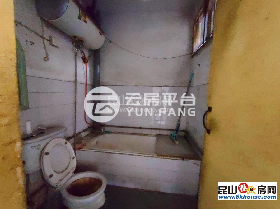 娄邑小区 纯正户型 满5年 诚意出售