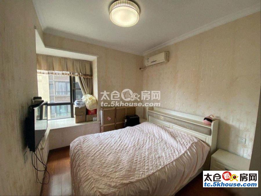 高成上海假日104万3室2厅2卫精装修,格局户型好价钱合理