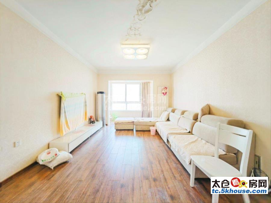 上海假日三期 25万 3室2厅1卫 普通装修超好的地段住家舒适