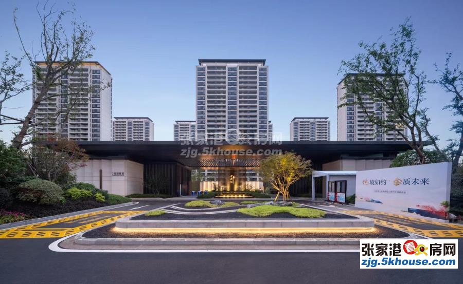 超高性价比、金茂悦悦湖雅居 18楼 98平方 现代精装、新风中央空调 172万元