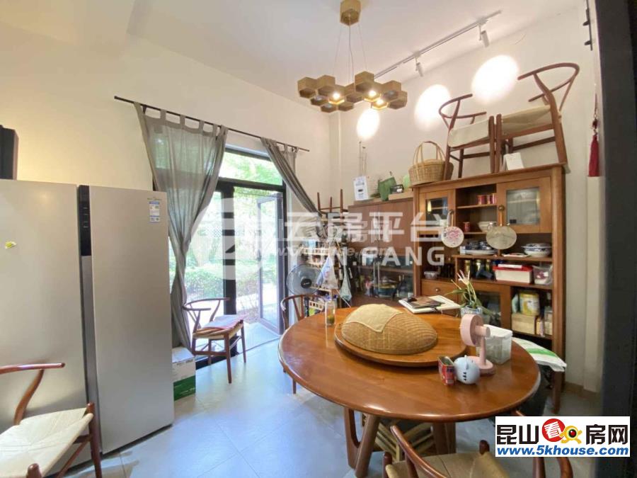 首創(chuàng)青旅島尚 318萬 4室3廳4衛(wèi) 精裝修 ,此房只應天上有人間難得見一回