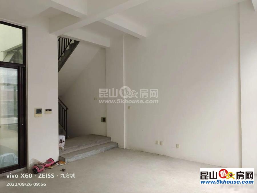 陽(yáng)澄溢景苑雙拼別墅 4室2廳3衛(wèi)3陽(yáng)臺(tái) 南北通透 真實(shí)在售價(jià)