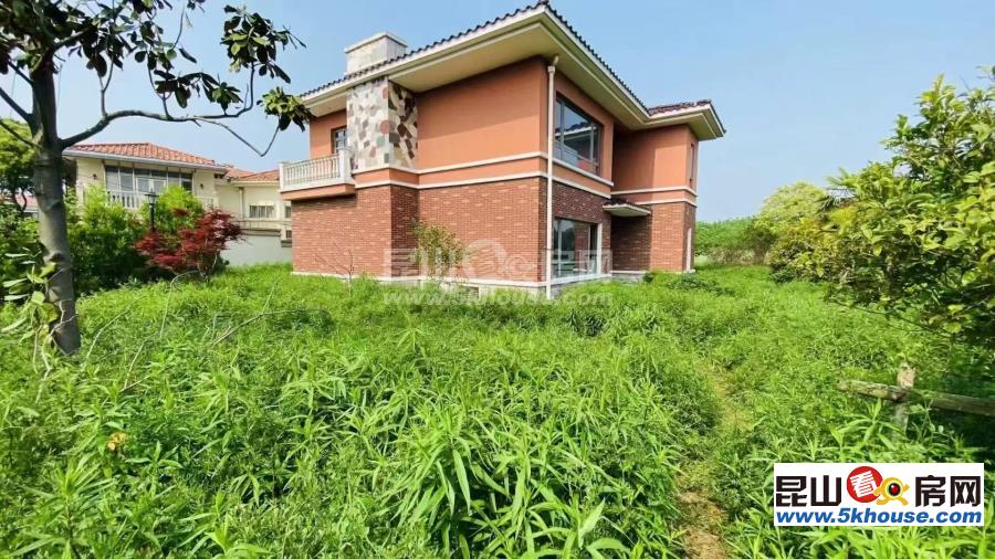 昆山城西大上海高爾夫豪華裝修400萬 占地700平米 本小區(qū)出售多套